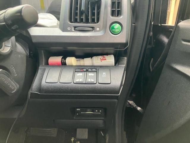 HONDA STEPWAGON SPADA 2012