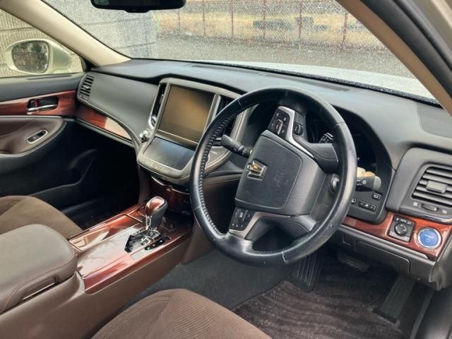 TOYOTA CROWN sedan hybrid 2014