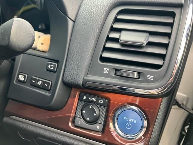 TOYOTA CROWN sedan hybrid 2014