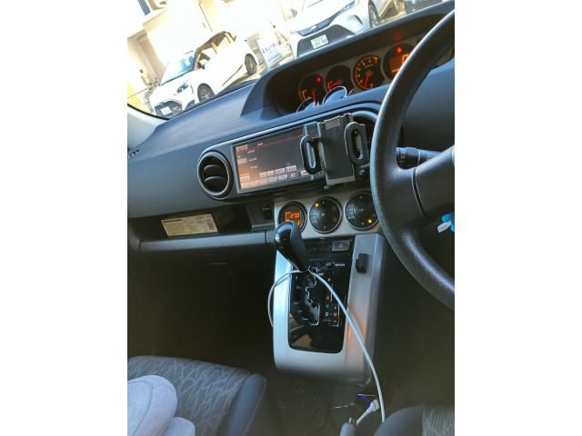 TOYOTA COROLLA RUMION 2011