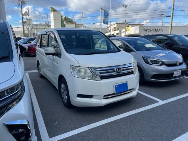 HONDA STEPWAGON 2011