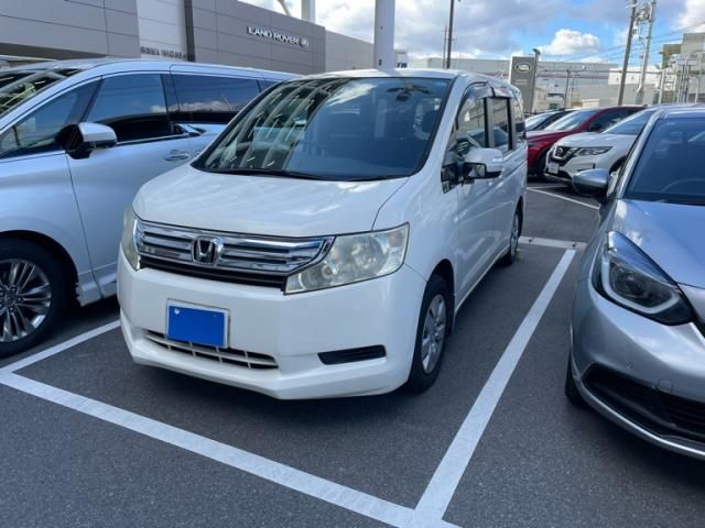 HONDA STEPWAGON 2011