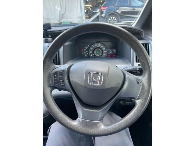 HONDA STEPWAGON 2011