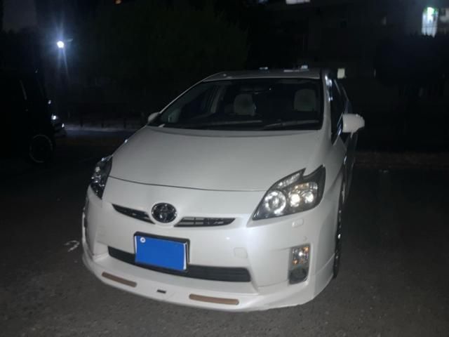 TOYOTA PRIUS 2010