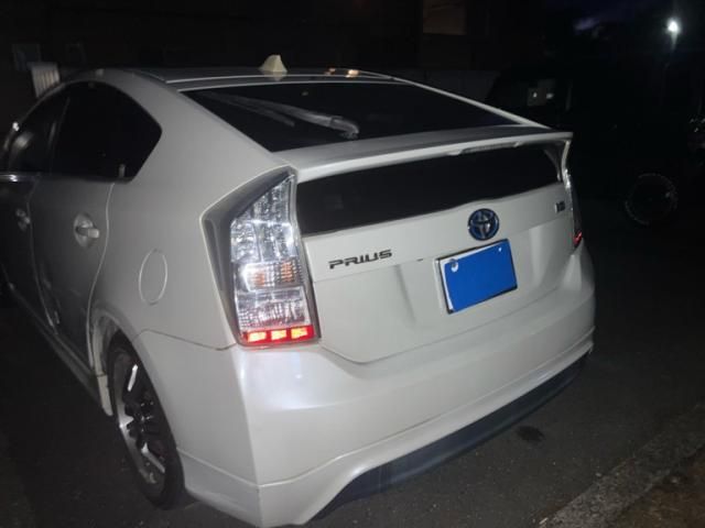 TOYOTA PRIUS 2010