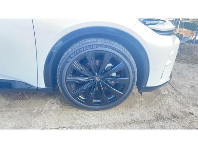 TOYOTA CROWN SPORT 2025