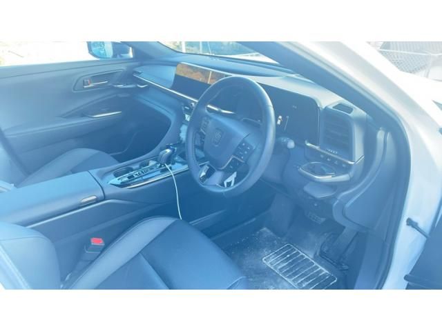 TOYOTA CROWN SPORT 2025