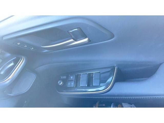 TOYOTA CROWN SPORT 2025