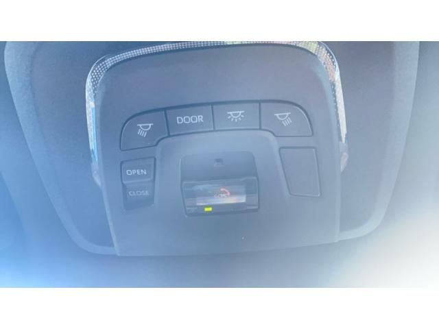 TOYOTA CROWN SPORT 2025