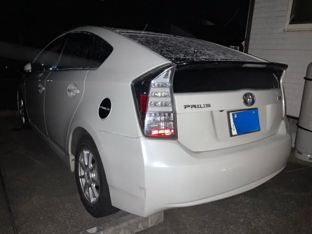 TOYOTA PRIUS 2010