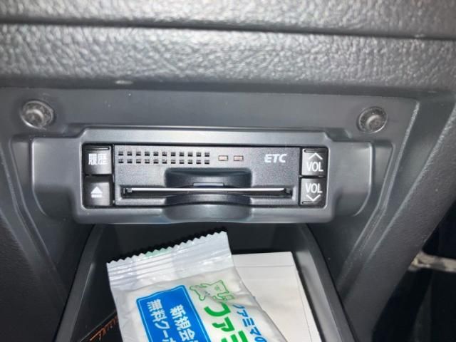 TOYOTA VELLFIRE 2010