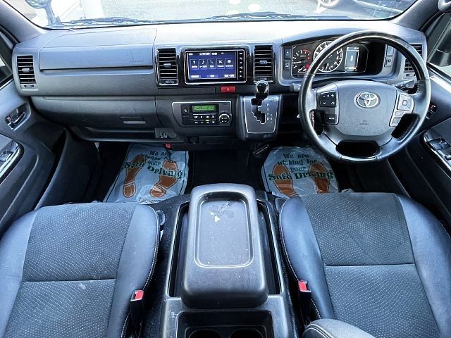 TOYOTA HIACE van 4WD 2021