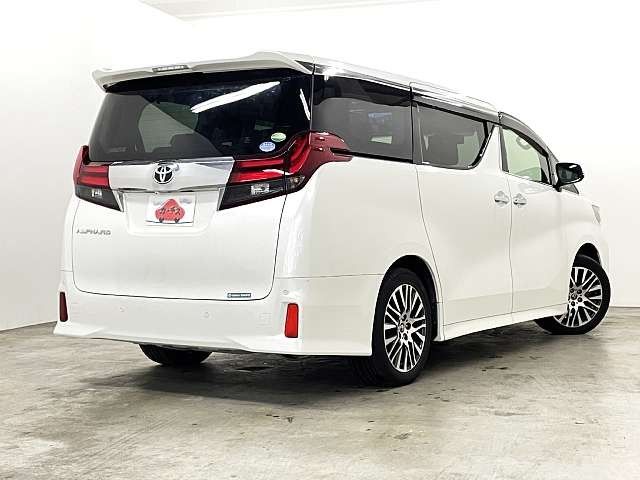 TOYOTA ALPHARD 2017