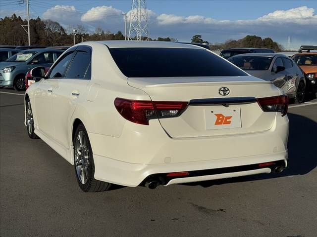 TOYOTA MARK X 2017