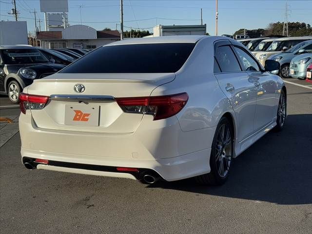 TOYOTA MARK X 2017