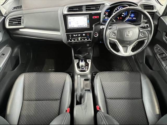 HONDA FIT HYBRID 2017