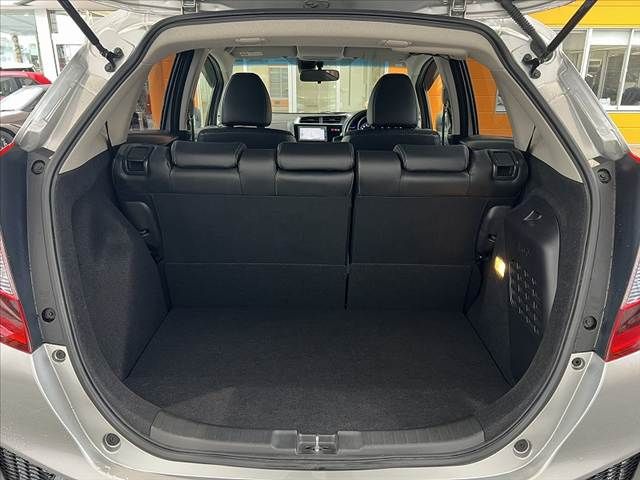 HONDA FIT HYBRID 2017