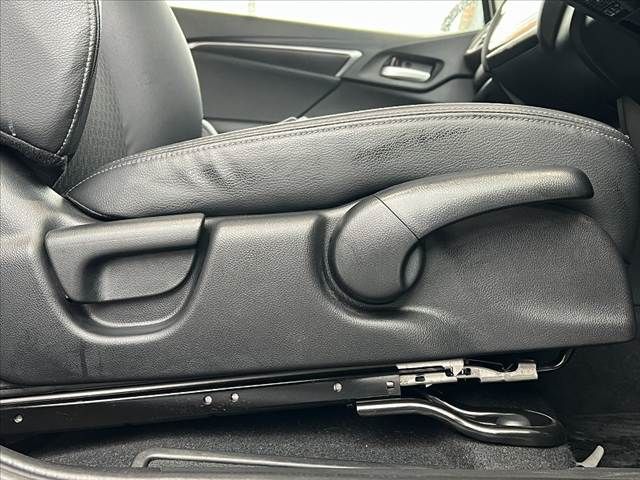 HONDA FIT HYBRID 2017