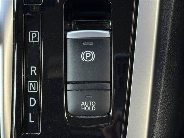 NISSAN SERENA  S-HYBRID 2016