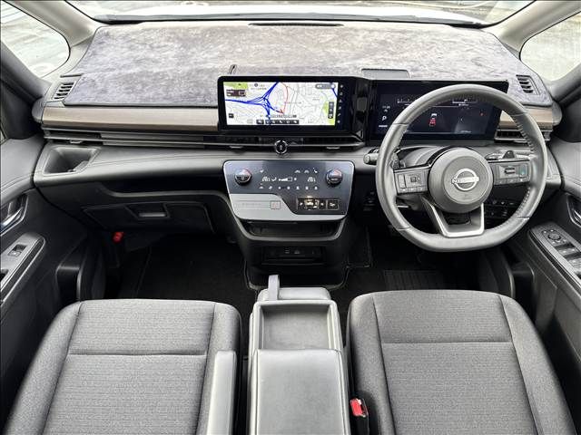 NISSAN SERENA  WG 2024