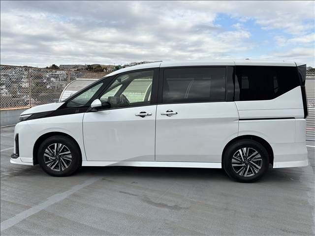 NISSAN SERENA  WG 2024