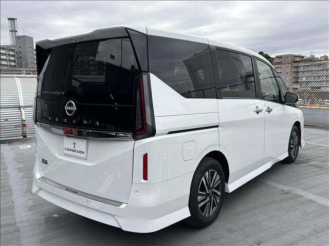 NISSAN SERENA  WG 2024