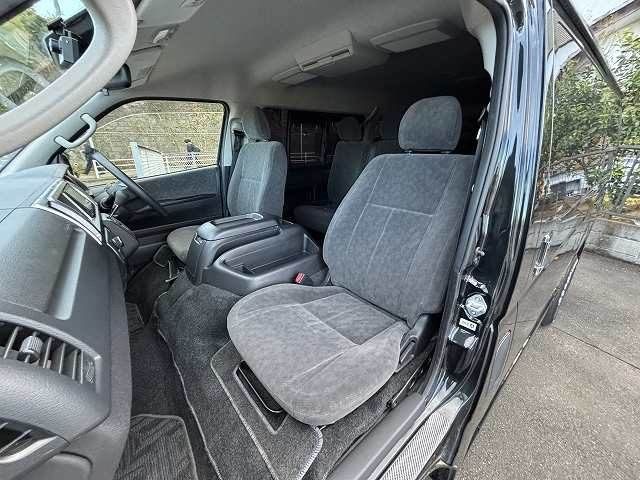 TOYOTA HIACE wagon 2019