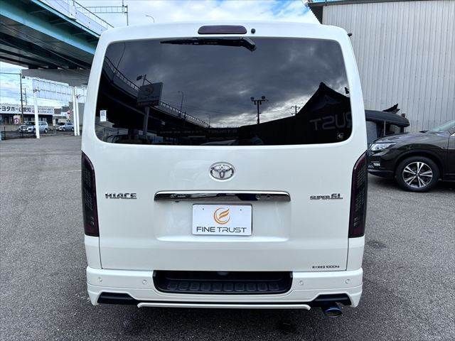 TOYOTA HIACE van 2WD 2020