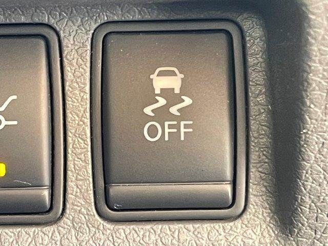 NISSAN NV350 CARAVAN 4WD 2019