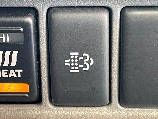 NISSAN NV350 CARAVAN 4WD 2019