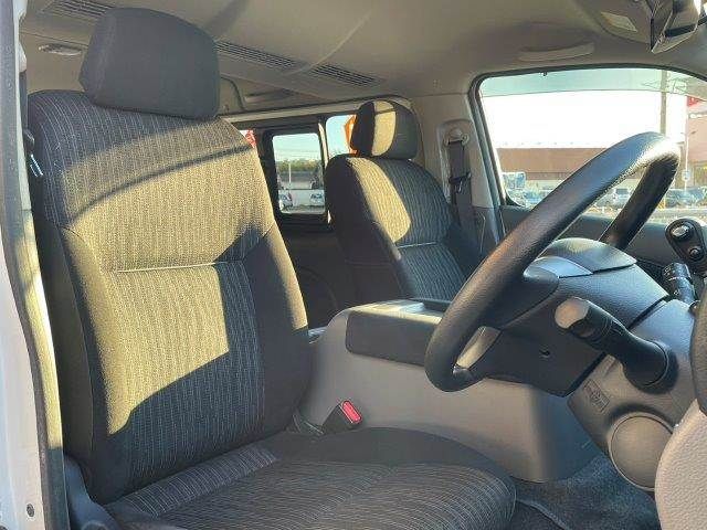 NISSAN NV350 CARAVAN 4WD 2019