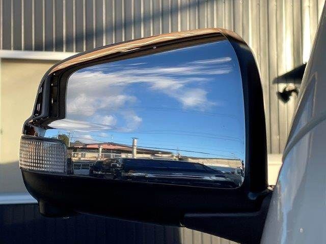 NISSAN NV350 CARAVAN 4WD 2019