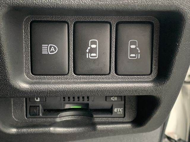 TOYOTA HIACE van 2WD 2019