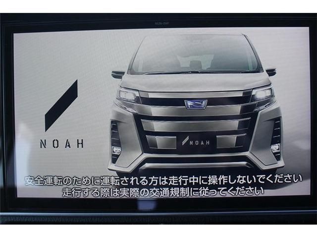 TOYOTA NOAH 2019