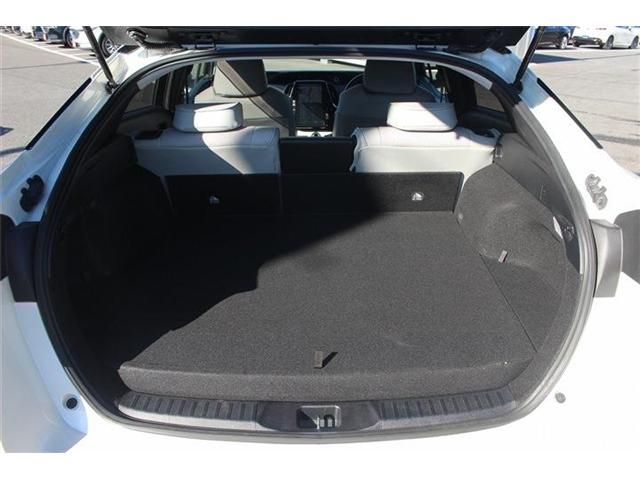 TOYOTA PRIUS PHV 2017