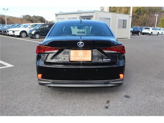 TOYOTA LEXUS IS300h 2017