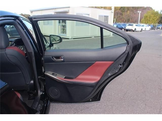 TOYOTA LEXUS IS300h 2017