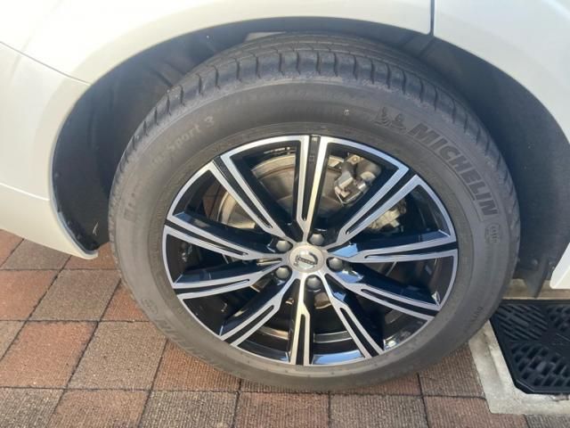 VOLVO VOLVO XC60 2018