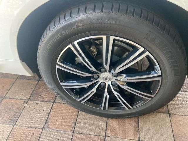 VOLVO VOLVO XC60 2018