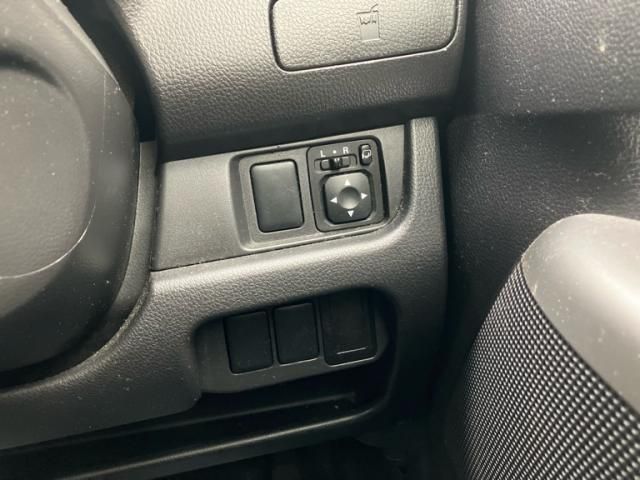 MITSUBISHI eK custom 2013