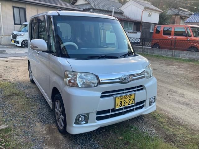 DAIHATSU TANTO 2013