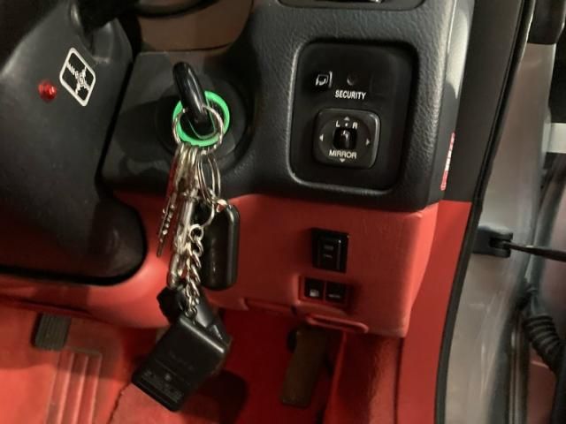 TOYOTA LEXUS SC430 2005