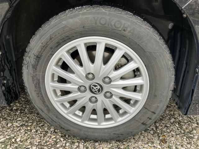 TOYOTA VOXY HYBRID 2016