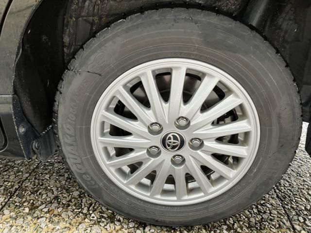 TOYOTA VOXY HYBRID 2016