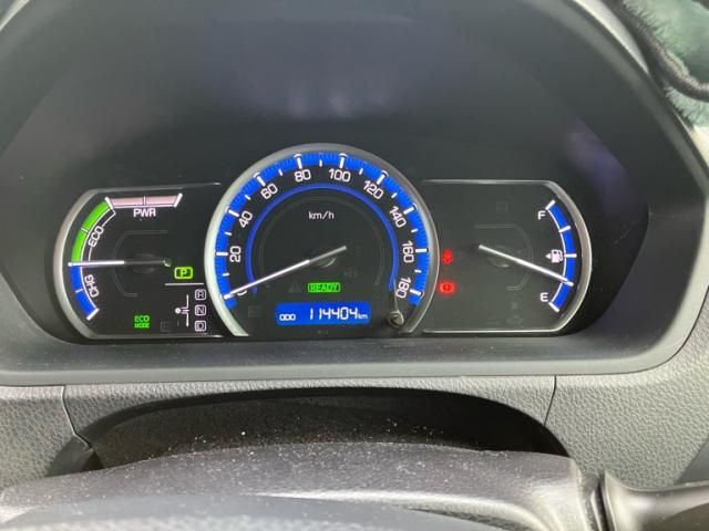 TOYOTA VOXY HYBRID 2016