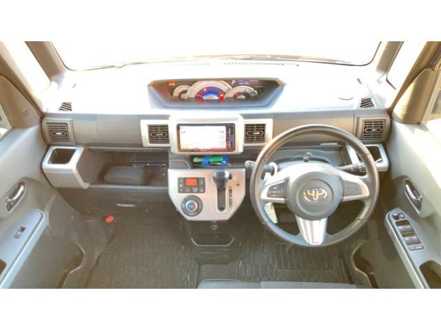 TOYOTA PIXIS MEGA 2015