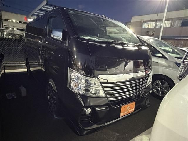 NISSAN NV350 CARAVAN 2019