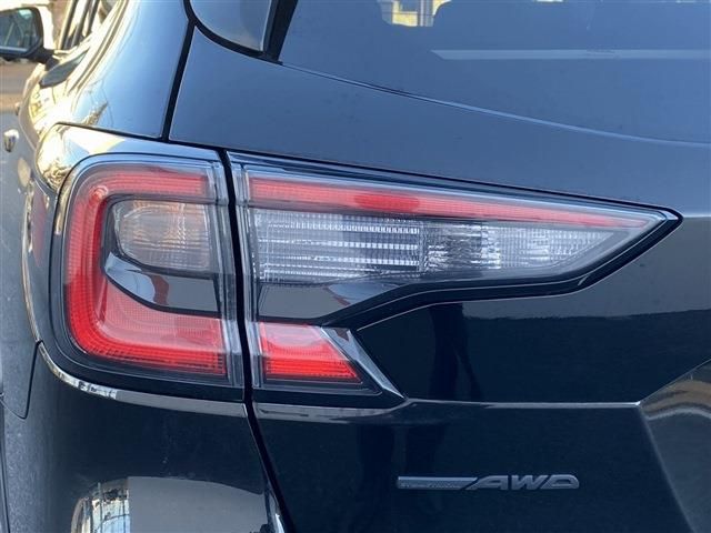 SUBARU LEGACY OUTBACK 2024