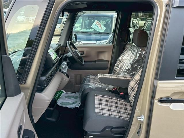 HONDA N BOX JOY 2025