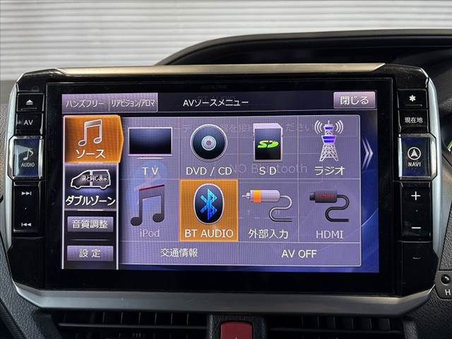 TOYOTA VOXY HYBRID 2017